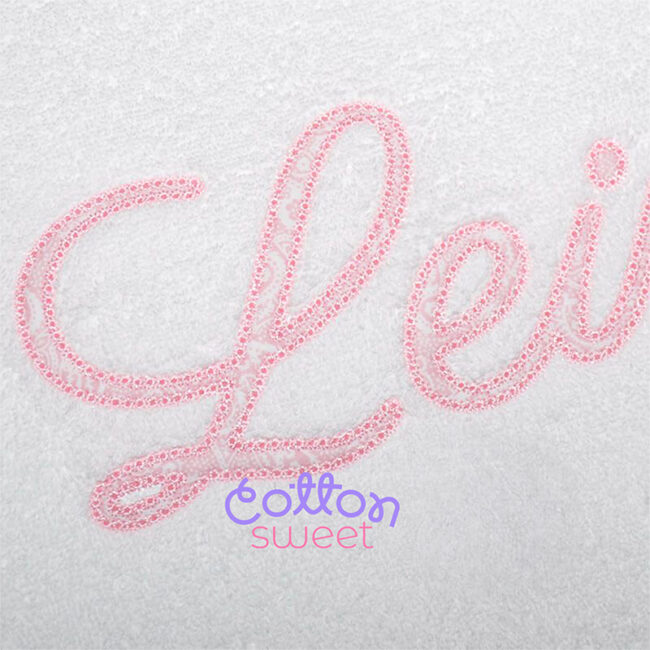Detalle bordado bebe Detalle bordado bebe