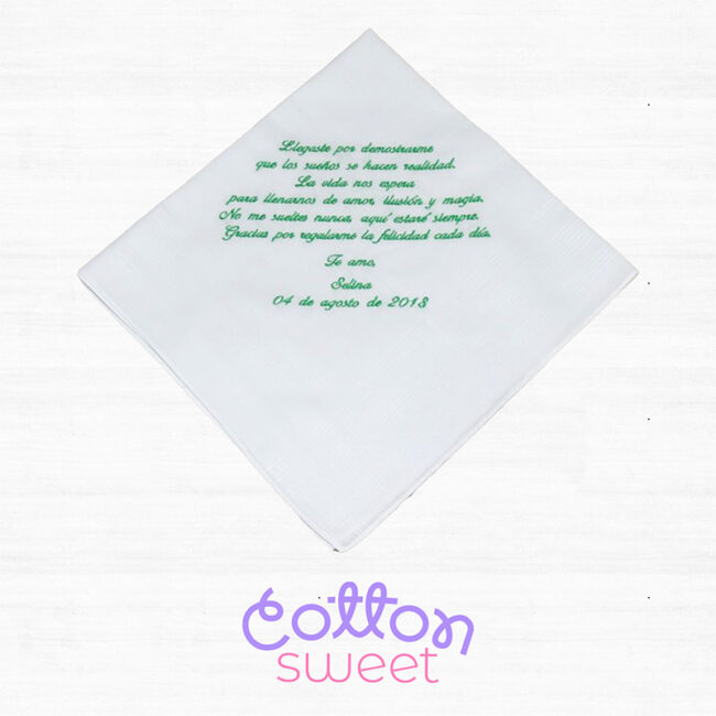 Pañuelo bordado personalizado para boda en verde